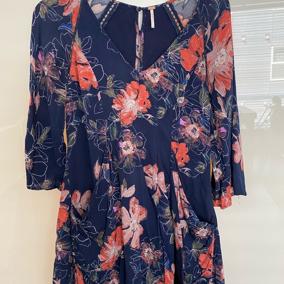 Free People blue floral dress - Picture 6 of 6